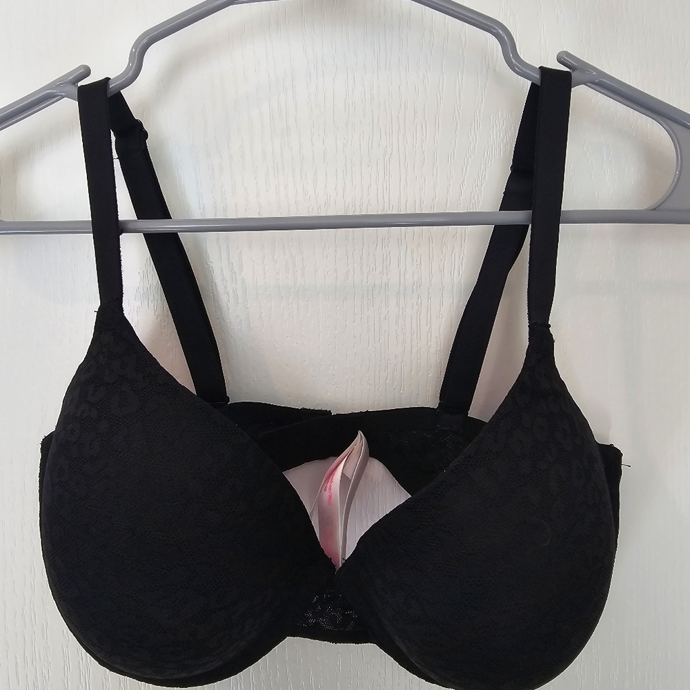 PINK VS Wear Everywhere Push-up Bra